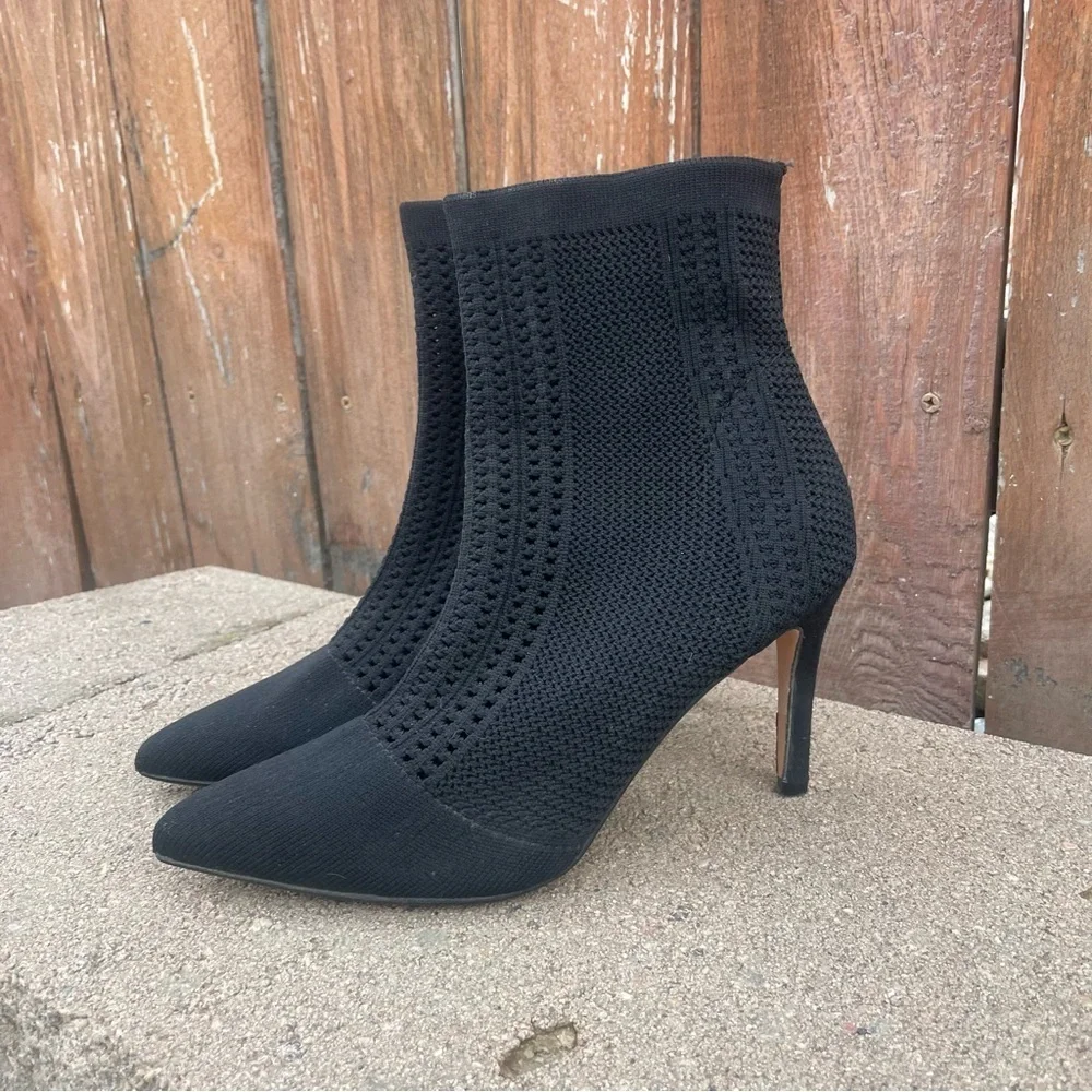CATHERINE MALINDRINO Women’s Black Lace Stiletto Heel Pointed Toe Bootie Shoe 6